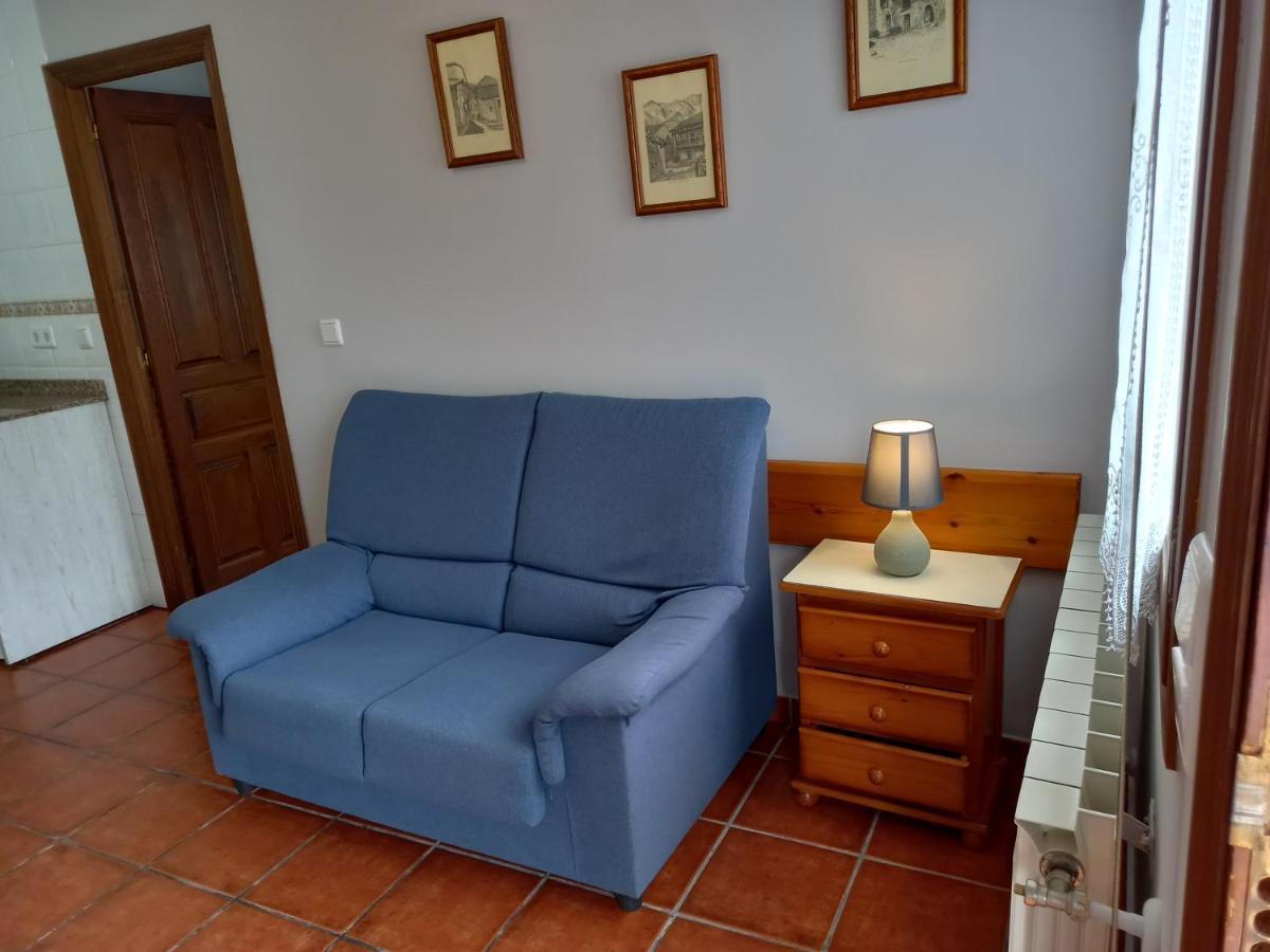Apartamentos El Ardinal Arenas De Cabrales Exterior foto